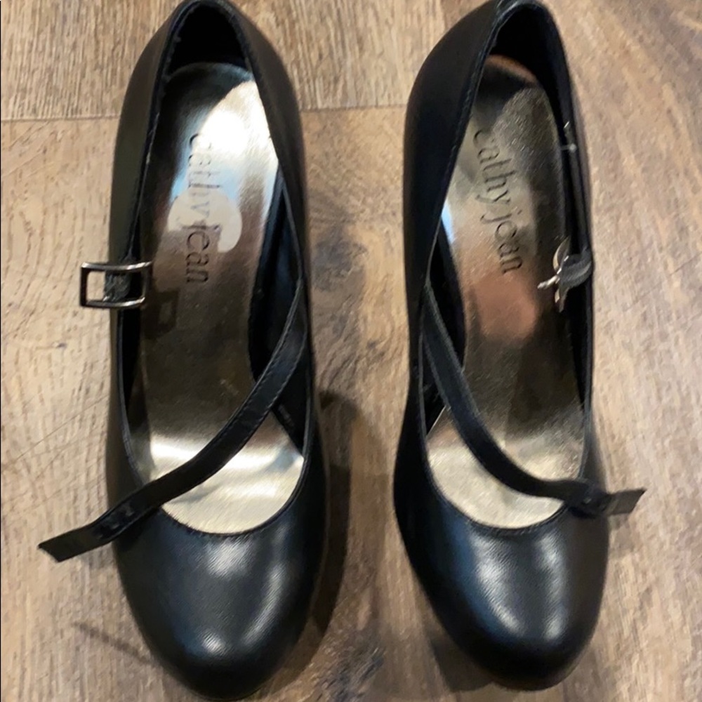 Cathy Jean Black Platform Shoes Size 6 1/2